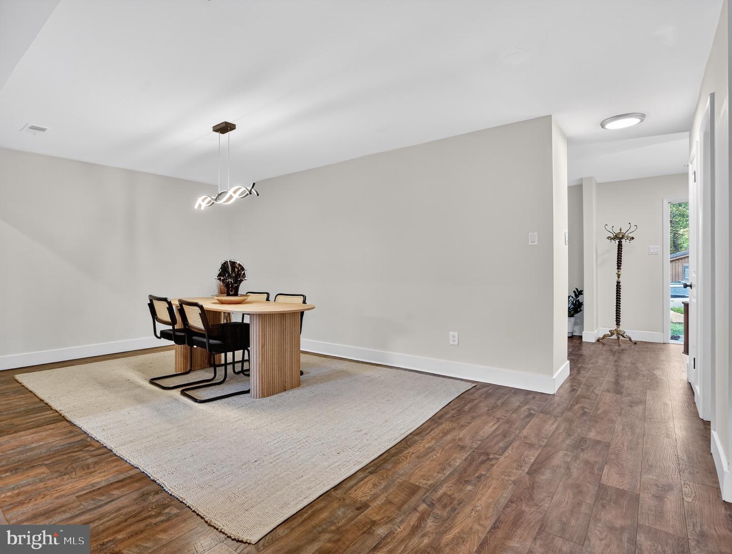 1534 YOUNGS POINT PL, HERNDON, Virginia 20170, 4 Bedrooms Bedrooms, ,2 BathroomsBathrooms,Residential,For sale,1534 YOUNGS POINT PL,VAFX2275172 MLS # VAFX2275172 1534 YOUNGS POINT PL, HERNDON, Virginia 20170, 4 Bedrooms Bedrooms, ,2 BathroomsBathrooms,Residential,For sale,1534 YOUNGS POINT PL,VAFX2275172 MLS # VAFX2275172