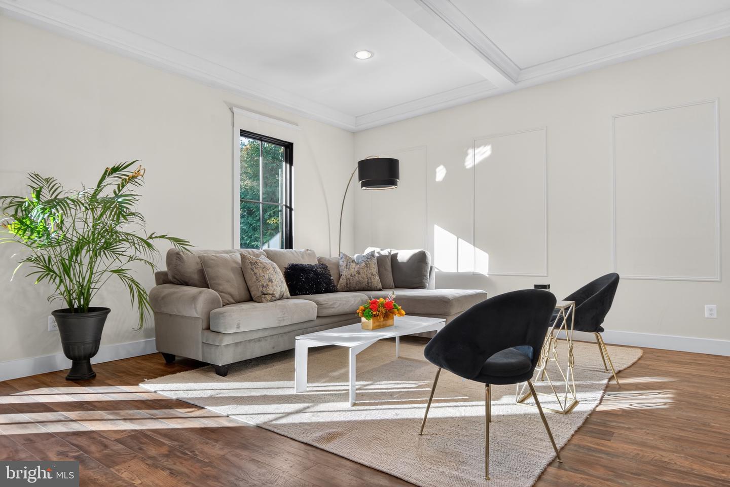 1534 YOUNGS POINT PL, HERNDON, Virginia 20170, 4 Bedrooms Bedrooms, ,2 BathroomsBathrooms,Residential,For sale,1534 YOUNGS POINT PL,VAFX2275172 MLS # VAFX2275172 1534 YOUNGS POINT PL, HERNDON, Virginia 20170, 4 Bedrooms Bedrooms, ,2 BathroomsBathrooms,Residential,For sale,1534 YOUNGS POINT PL,VAFX2275172 MLS # VAFX2275172