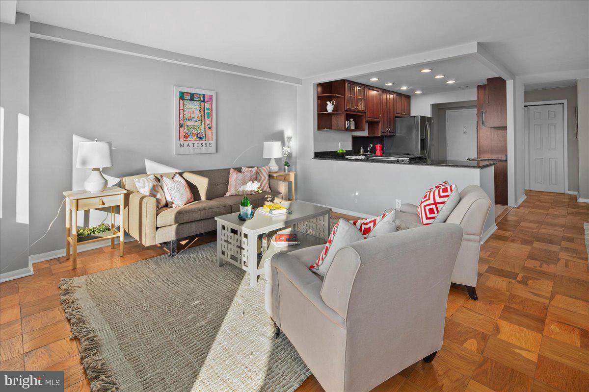 3315 WISCONSIN AVE NW #206, WASHINGTON, District Of Columbia 20016, 2 Bedrooms Bedrooms, ,2 BathroomsBathrooms,Residential,For sale,3315 WISCONSIN AVE NW #206,DCDC2230582 MLS # DCDC2230582 3315 WISCONSIN AVE NW #206, WASHINGTON, District Of Columbia 20016, 2 Bedrooms Bedrooms, ,2 BathroomsBathrooms,Residential,For sale,3315 WISCONSIN AVE NW #206,DCDC2230582 MLS # DCDC2230582
