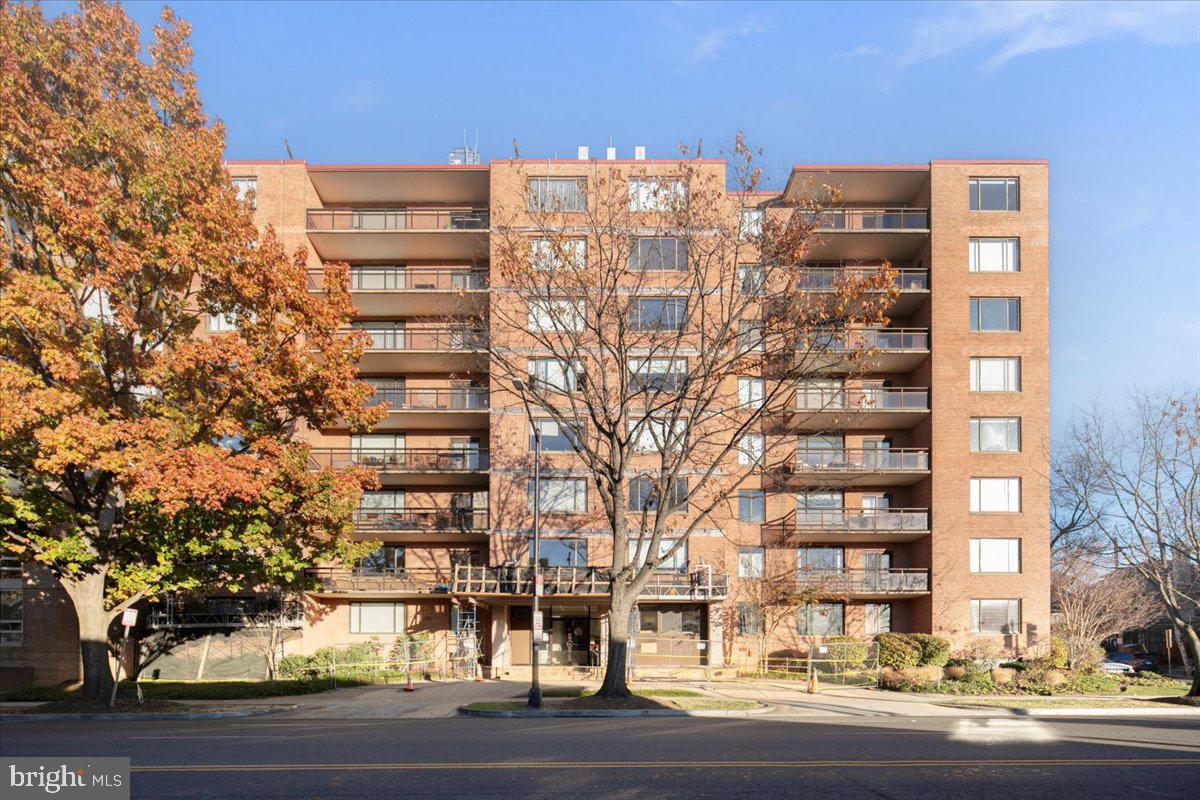 3315 WISCONSIN AVE NW #206, WASHINGTON, District Of Columbia 20016, 2 Bedrooms Bedrooms, ,2 BathroomsBathrooms,Residential,For sale,3315 WISCONSIN AVE NW #206,DCDC2230582 MLS # DCDC2230582 3315 WISCONSIN AVE NW #206, WASHINGTON, District Of Columbia 20016, 2 Bedrooms Bedrooms, ,2 BathroomsBathrooms,Residential,For sale,3315 WISCONSIN AVE NW #206,DCDC2230582 MLS # DCDC2230582
