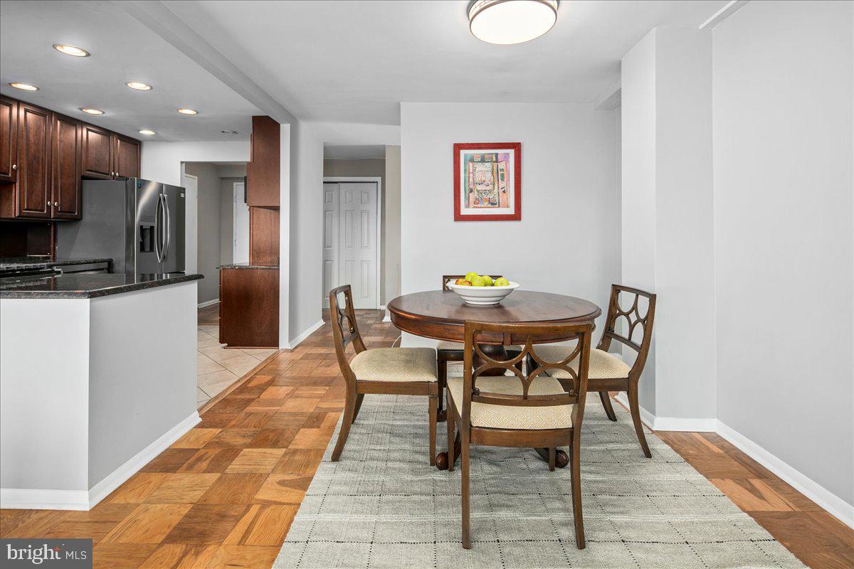 3315 WISCONSIN AVE NW #206, WASHINGTON, District Of Columbia 20016, 2 Bedrooms Bedrooms, ,2 BathroomsBathrooms,Residential,For sale,3315 WISCONSIN AVE NW #206,DCDC2230582 MLS # DCDC2230582 3315 WISCONSIN AVE NW #206, WASHINGTON, District Of Columbia 20016, 2 Bedrooms Bedrooms, ,2 BathroomsBathrooms,Residential,For sale,3315 WISCONSIN AVE NW #206,DCDC2230582 MLS # DCDC2230582