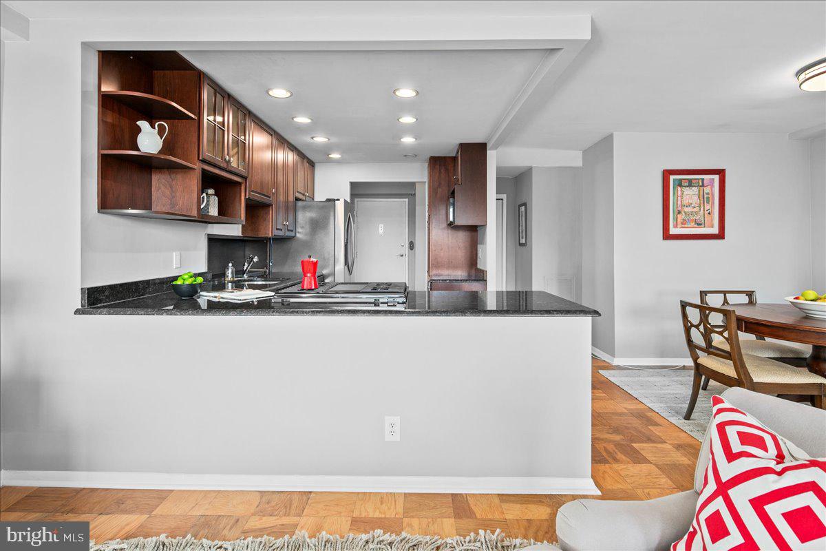 3315 WISCONSIN AVE NW #206, WASHINGTON, District Of Columbia 20016, 2 Bedrooms Bedrooms, ,2 BathroomsBathrooms,Residential,For sale,3315 WISCONSIN AVE NW #206,DCDC2230582 MLS # DCDC2230582 3315 WISCONSIN AVE NW #206, WASHINGTON, District Of Columbia 20016, 2 Bedrooms Bedrooms, ,2 BathroomsBathrooms,Residential,For sale,3315 WISCONSIN AVE NW #206,DCDC2230582 MLS # DCDC2230582