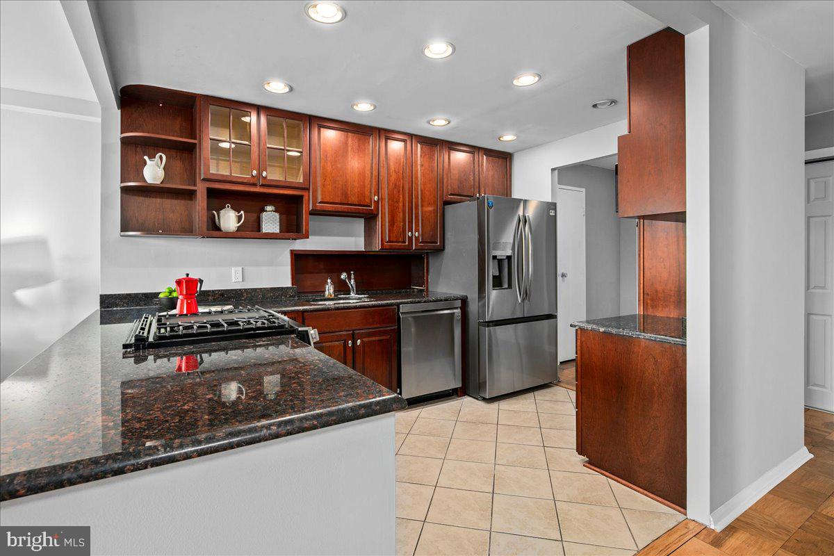 3315 WISCONSIN AVE NW #206, WASHINGTON, District Of Columbia 20016, 2 Bedrooms Bedrooms, ,2 BathroomsBathrooms,Residential,For sale,3315 WISCONSIN AVE NW #206,DCDC2230582 MLS # DCDC2230582 3315 WISCONSIN AVE NW #206, WASHINGTON, District Of Columbia 20016, 2 Bedrooms Bedrooms, ,2 BathroomsBathrooms,Residential,For sale,3315 WISCONSIN AVE NW #206,DCDC2230582 MLS # DCDC2230582