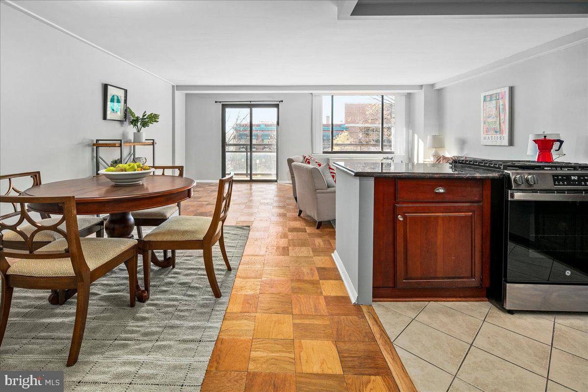 3315 WISCONSIN AVE NW #206, WASHINGTON, District Of Columbia 20016, 2 Bedrooms Bedrooms, ,2 BathroomsBathrooms,Residential,For sale,3315 WISCONSIN AVE NW #206,DCDC2230582 MLS # DCDC2230582 3315 WISCONSIN AVE NW #206, WASHINGTON, District Of Columbia 20016, 2 Bedrooms Bedrooms, ,2 BathroomsBathrooms,Residential,For sale,3315 WISCONSIN AVE NW #206,DCDC2230582 MLS # DCDC2230582