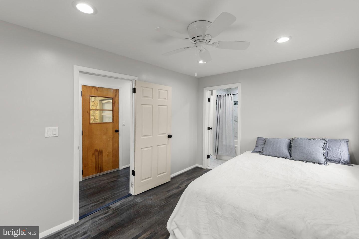 2913 WARDENSVILLE GRADE, WINCHESTER, Virginia 22602, 3 Bedrooms Bedrooms, ,2 BathroomsBathrooms,Residential,For sale,2913 WARDENSVILLE GRADE,VAFV2038032 MLS # VAFV2038032 2913 WARDENSVILLE GRADE, WINCHESTER, Virginia 22602, 3 Bedrooms Bedrooms, ,2 BathroomsBathrooms,Residential,For sale,2913 WARDENSVILLE GRADE,VAFV2038032 MLS # VAFV2038032