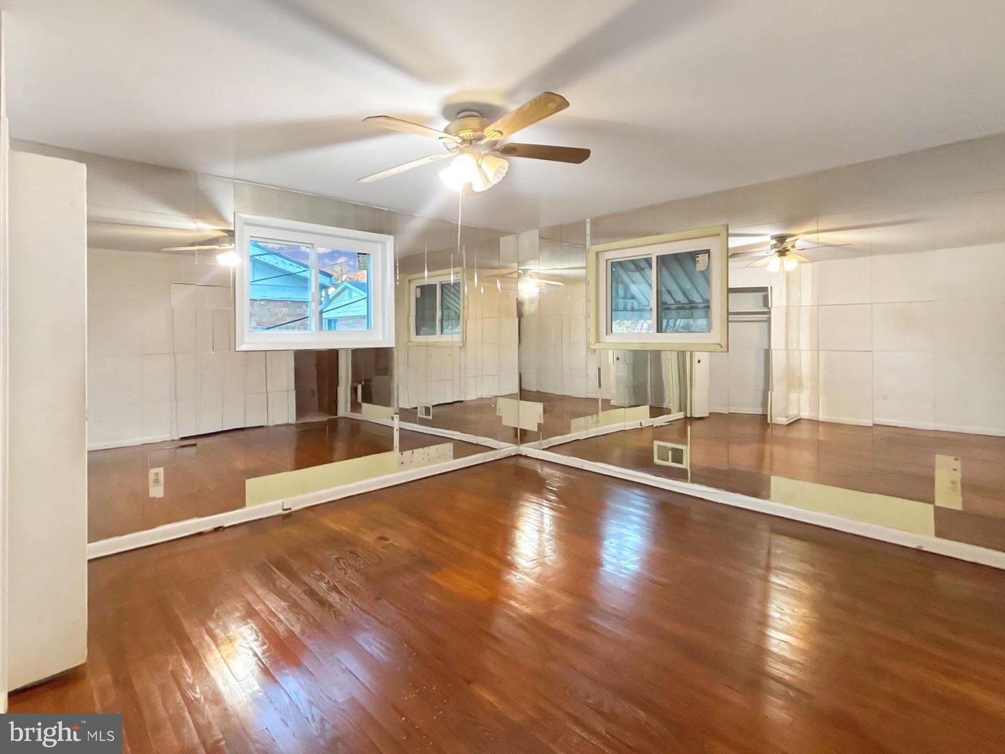 3323 NASH PL SE, WASHINGTON, District Of Columbia 20020, 3 Bedrooms Bedrooms, ,1 BathroomBathrooms,Residential,For sale,3323 NASH PL SE,DCDC2231920 MLS # DCDC2231920 3323 NASH PL SE, WASHINGTON, District Of Columbia 20020, 3 Bedrooms Bedrooms, ,1 BathroomBathrooms,Residential,For sale,3323 NASH PL SE,DCDC2231920 MLS # DCDC2231920