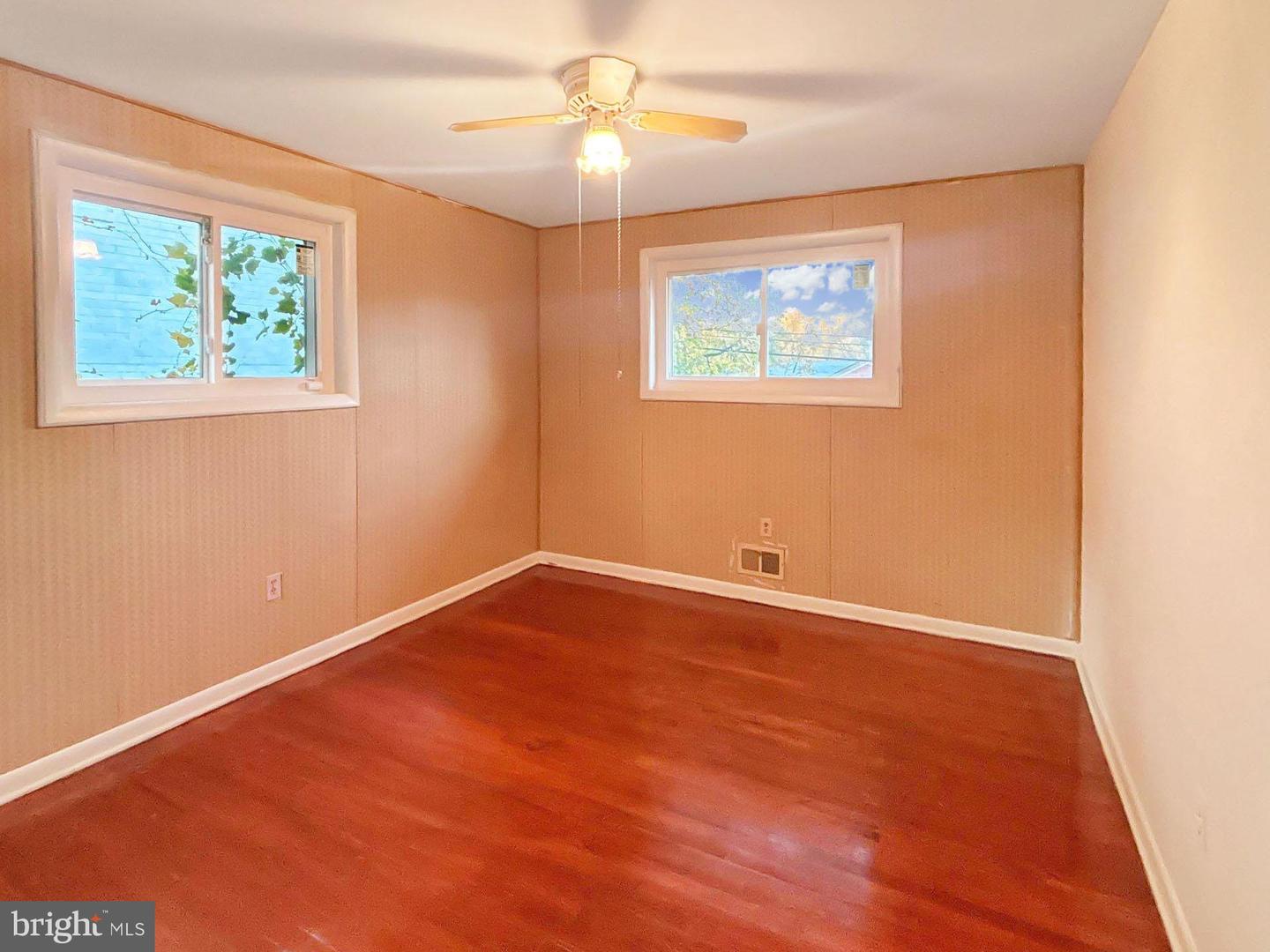 3323 NASH PL SE, WASHINGTON, District Of Columbia 20020, 3 Bedrooms Bedrooms, ,1 BathroomBathrooms,Residential,For sale,3323 NASH PL SE,DCDC2231920 MLS # DCDC2231920 3323 NASH PL SE, WASHINGTON, District Of Columbia 20020, 3 Bedrooms Bedrooms, ,1 BathroomBathrooms,Residential,For sale,3323 NASH PL SE,DCDC2231920 MLS # DCDC2231920