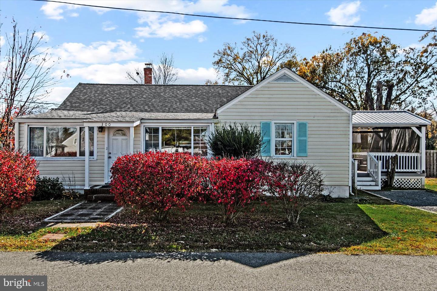300 WEEMS, COLONIAL BEACH, Virginia 22443, 3 Bedrooms Bedrooms, ,1 BathroomBathrooms,Residential,For sale,300 WEEMS,VAWE2010114 MLS # VAWE2010114 300 WEEMS, COLONIAL BEACH, Virginia 22443, 3 Bedrooms Bedrooms, ,1 BathroomBathrooms,Residential,For sale,300 WEEMS,VAWE2010114 MLS # VAWE2010114