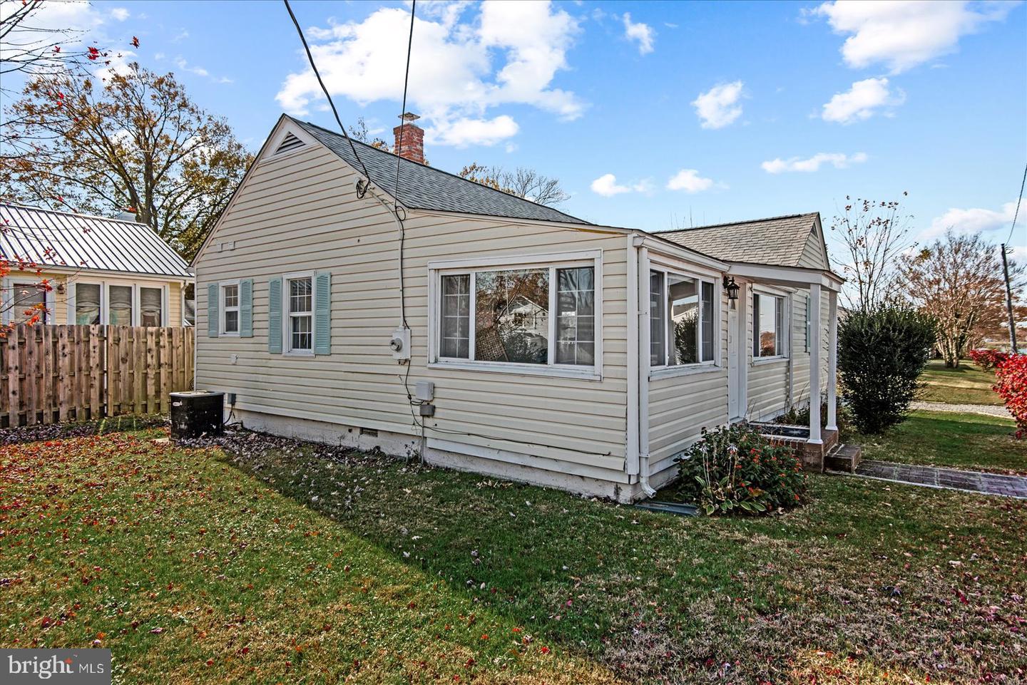 300 WEEMS, COLONIAL BEACH, Virginia 22443, 3 Bedrooms Bedrooms, ,1 BathroomBathrooms,Residential,For sale,300 WEEMS,VAWE2010114 MLS # VAWE2010114 300 WEEMS, COLONIAL BEACH, Virginia 22443, 3 Bedrooms Bedrooms, ,1 BathroomBathrooms,Residential,For sale,300 WEEMS,VAWE2010114 MLS # VAWE2010114