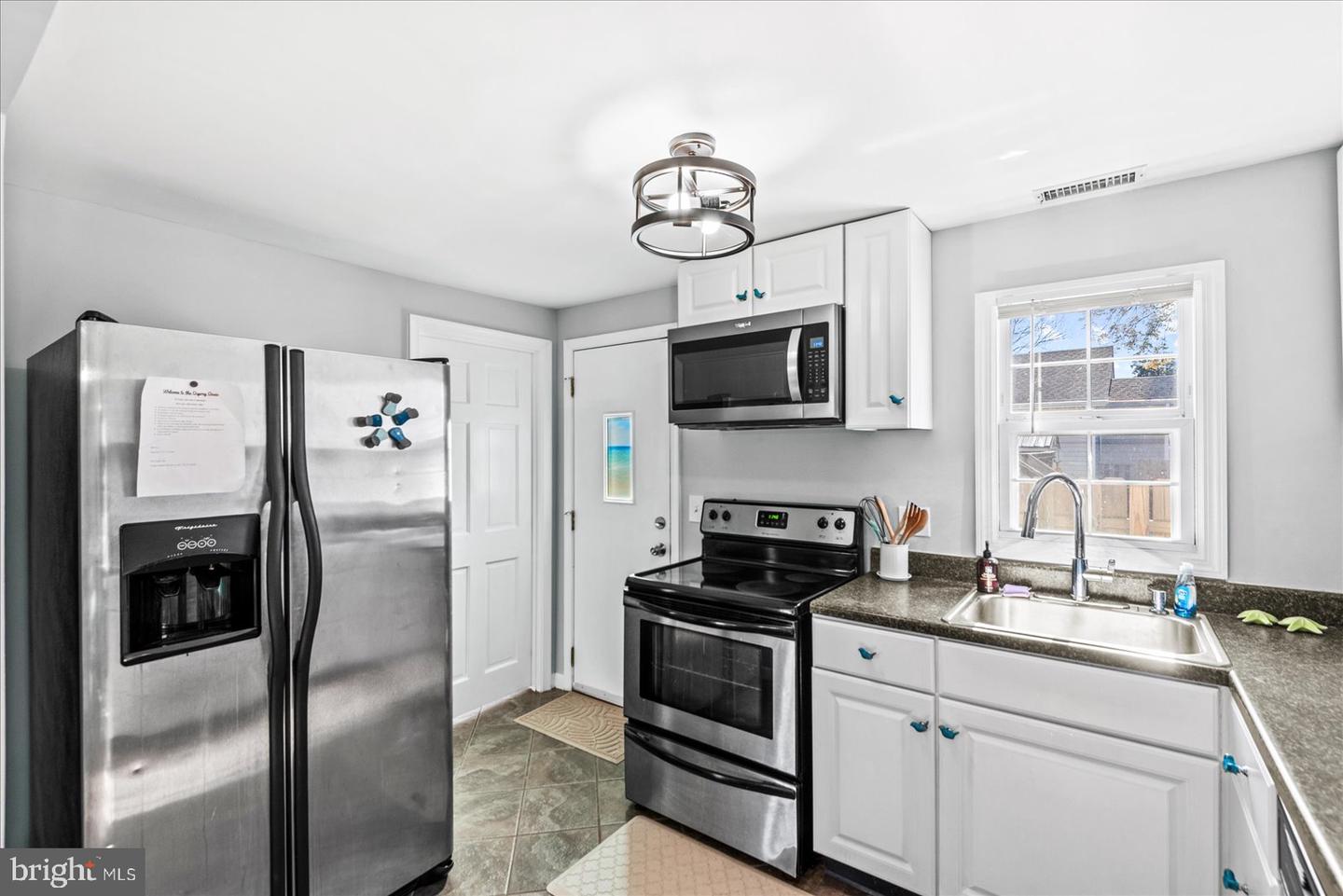 300 WEEMS, COLONIAL BEACH, Virginia 22443, 3 Bedrooms Bedrooms, ,1 BathroomBathrooms,Residential,For sale,300 WEEMS,VAWE2010114 MLS # VAWE2010114 300 WEEMS, COLONIAL BEACH, Virginia 22443, 3 Bedrooms Bedrooms, ,1 BathroomBathrooms,Residential,For sale,300 WEEMS,VAWE2010114 MLS # VAWE2010114