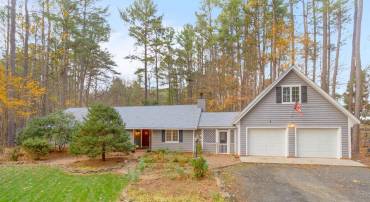 4220 PADDOCK CIR, EARLYSVILLE, Virginia 22936, 3 Bedrooms Bedrooms, ,2 BathroomsBathrooms,Residential,For sale,4220 PADDOCK CIR,671141 MLS # 671141