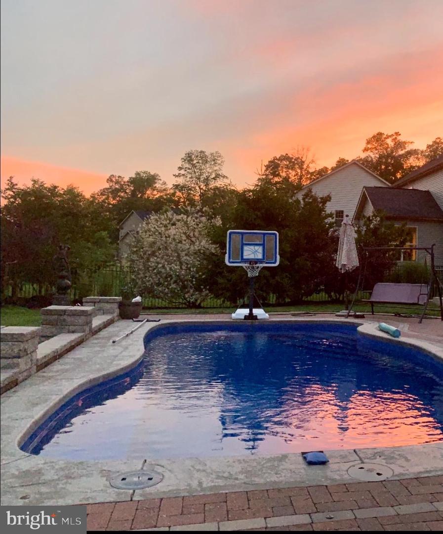 16201 KEDZIE ST, HAYMARKET, Virginia 20169, 4 Bedrooms Bedrooms, ,3 BathroomsBathrooms,Residential,For sale,16201 KEDZIE ST,VAPW2107796 MLS # VAPW2107796