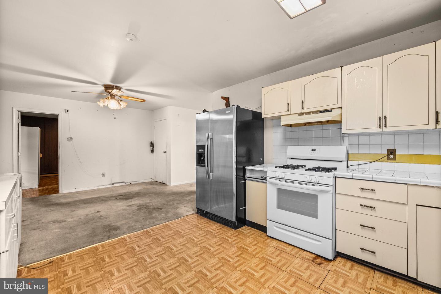 418 PATRICK LN, HERNDON, Virginia 20170, 3 Bedrooms Bedrooms, ,1 BathroomBathrooms,Residential,For sale,418 PATRICK LN,VAFX2279300 MLS # VAFX2279300 418 PATRICK LN, HERNDON, Virginia 20170, 3 Bedrooms Bedrooms, ,1 BathroomBathrooms,Residential,For sale,418 PATRICK LN,VAFX2279300 MLS # VAFX2279300