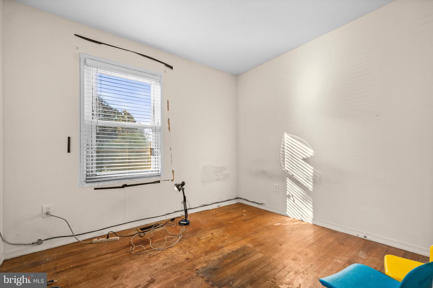 418 PATRICK LN, HERNDON, Virginia 20170, 3 Bedrooms Bedrooms, ,1 BathroomBathrooms,Residential,For sale,418 PATRICK LN,VAFX2279300 MLS # VAFX2279300 418 PATRICK LN, HERNDON, Virginia 20170, 3 Bedrooms Bedrooms, ,1 BathroomBathrooms,Residential,For sale,418 PATRICK LN,VAFX2279300 MLS # VAFX2279300