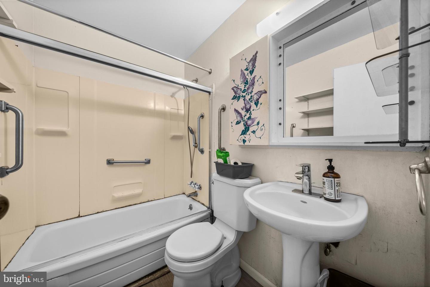 418 PATRICK LN, HERNDON, Virginia 20170, 3 Bedrooms Bedrooms, ,1 BathroomBathrooms,Residential,For sale,418 PATRICK LN,VAFX2279300 MLS # VAFX2279300 418 PATRICK LN, HERNDON, Virginia 20170, 3 Bedrooms Bedrooms, ,1 BathroomBathrooms,Residential,For sale,418 PATRICK LN,VAFX2279300 MLS # VAFX2279300