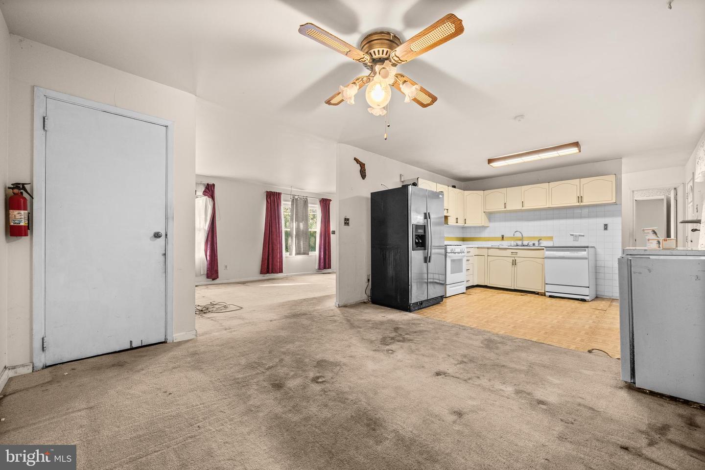 418 PATRICK LN, HERNDON, Virginia 20170, 3 Bedrooms Bedrooms, ,1 BathroomBathrooms,Residential,For sale,418 PATRICK LN,VAFX2279300 MLS # VAFX2279300 418 PATRICK LN, HERNDON, Virginia 20170, 3 Bedrooms Bedrooms, ,1 BathroomBathrooms,Residential,For sale,418 PATRICK LN,VAFX2279300 MLS # VAFX2279300