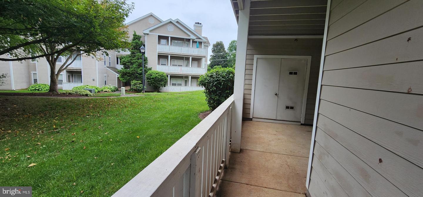 14303 GRAPE HOLLY GRV #15, CENTREVILLE, Virginia 20121, 2 Bedrooms Bedrooms, ,2 BathroomsBathrooms,Residential,For sale,14303 GRAPE HOLLY GRV #15,VAFX2279302 MLS # VAFX2279302 14303 GRAPE HOLLY GRV #15, CENTREVILLE, Virginia 20121, 2 Bedrooms Bedrooms, ,2 BathroomsBathrooms,Residential,For sale,14303 GRAPE HOLLY GRV #15,VAFX2279302 MLS # VAFX2279302