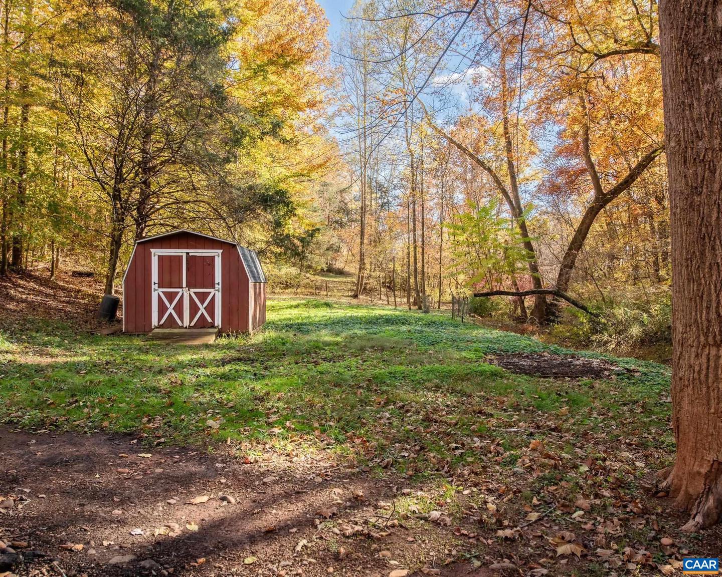 3189 JAMES RIVER RD, HOWARDSVILLE, Virginia 24562, 3 Bedrooms Bedrooms, ,1 BathroomBathrooms,Residential,For sale,3189 JAMES RIVER RD,671157 MLS # 671157 3189 JAMES RIVER RD, HOWARDSVILLE, Virginia 24562, 3 Bedrooms Bedrooms, ,1 BathroomBathrooms,Residential,For sale,3189 JAMES RIVER RD,671157 MLS # 671157