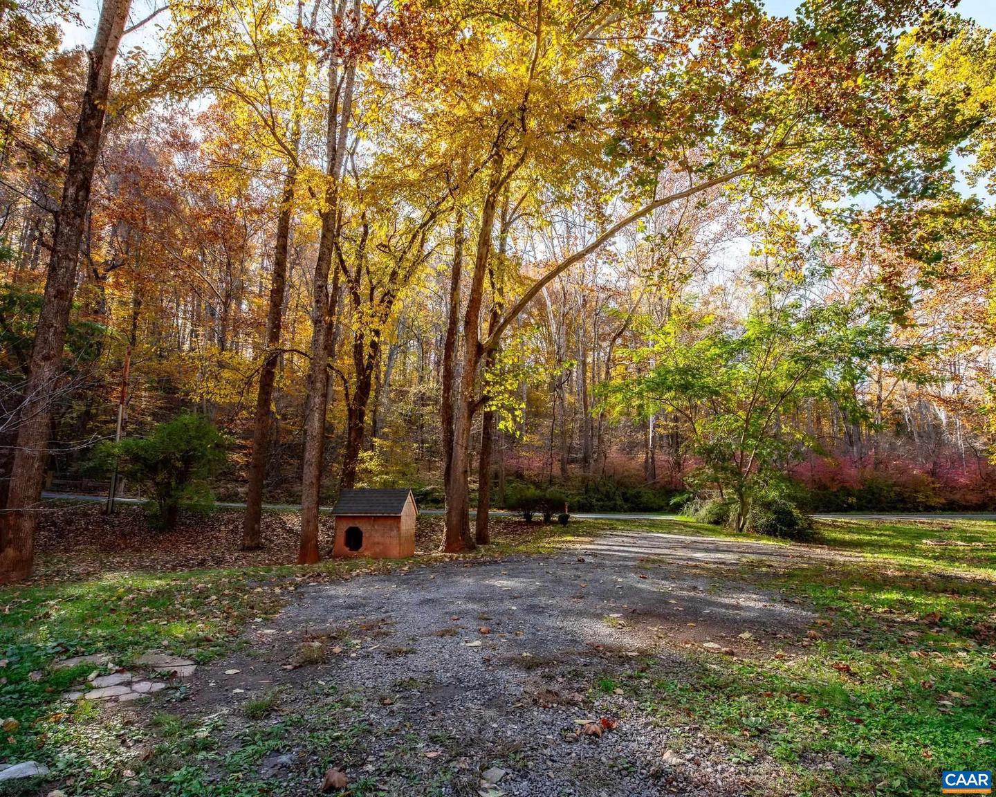 3189 JAMES RIVER RD, HOWARDSVILLE, Virginia 24562, 3 Bedrooms Bedrooms, ,1 BathroomBathrooms,Residential,For sale,3189 JAMES RIVER RD,671157 MLS # 671157 3189 JAMES RIVER RD, HOWARDSVILLE, Virginia 24562, 3 Bedrooms Bedrooms, ,1 BathroomBathrooms,Residential,For sale,3189 JAMES RIVER RD,671157 MLS # 671157