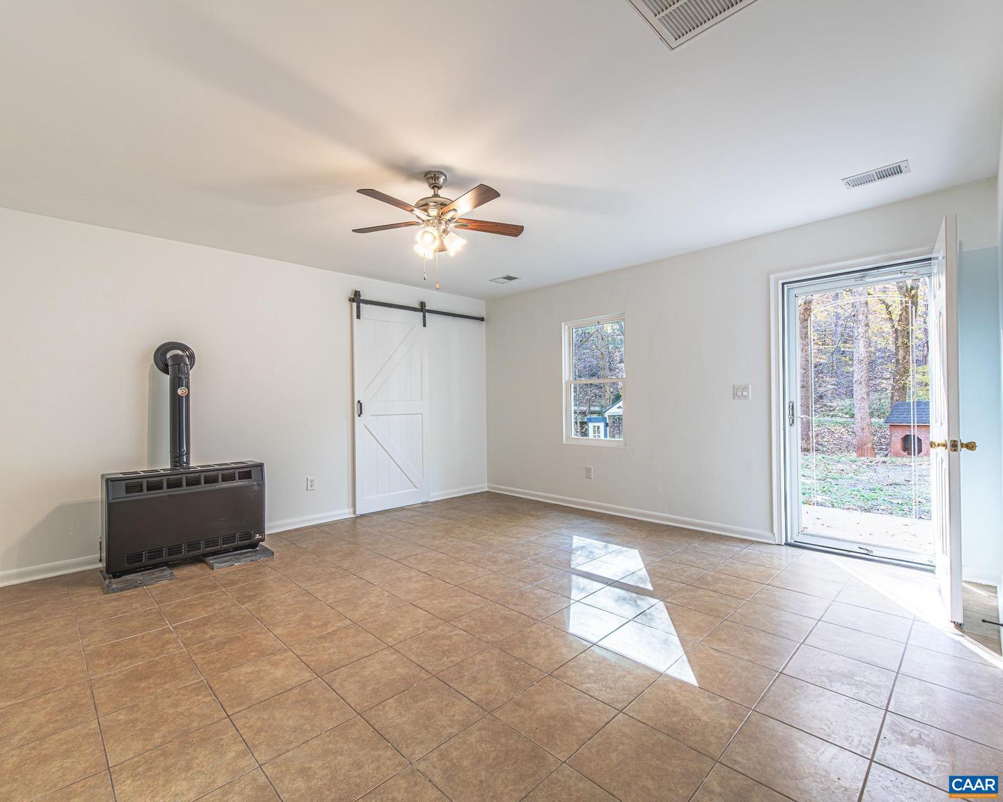 3189 JAMES RIVER RD, HOWARDSVILLE, Virginia 24562, 3 Bedrooms Bedrooms, ,1 BathroomBathrooms,Residential,For sale,3189 JAMES RIVER RD,671157 MLS # 671157 3189 JAMES RIVER RD, HOWARDSVILLE, Virginia 24562, 3 Bedrooms Bedrooms, ,1 BathroomBathrooms,Residential,For sale,3189 JAMES RIVER RD,671157 MLS # 671157