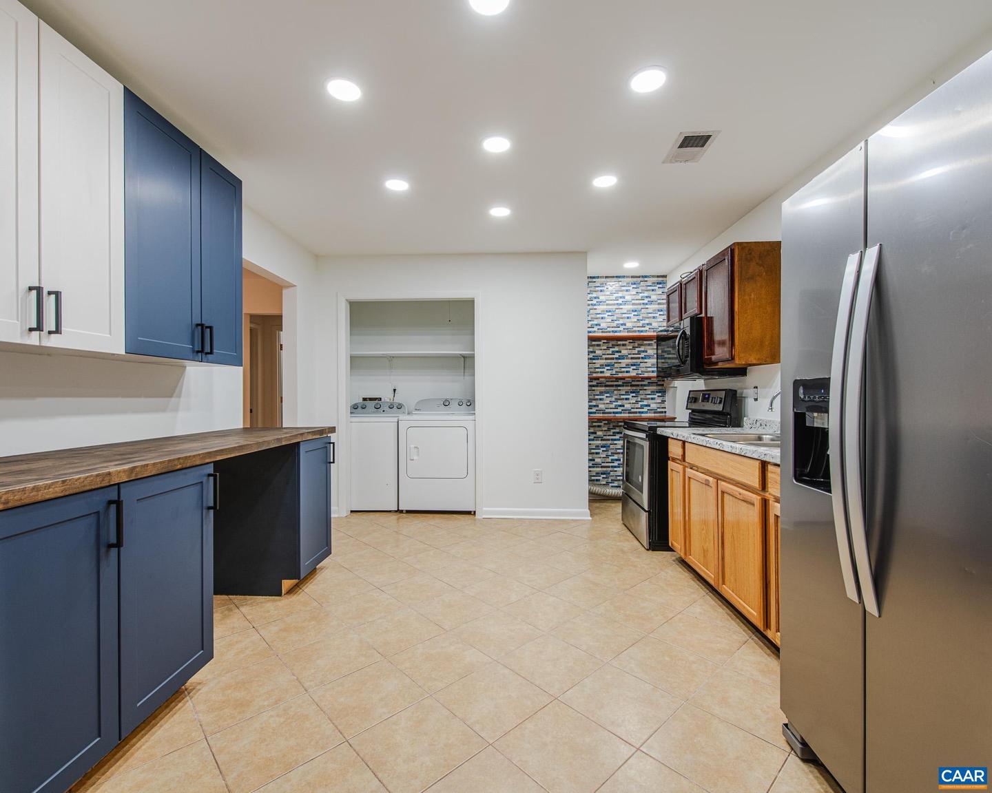 3189 JAMES RIVER RD, HOWARDSVILLE, Virginia 24562, 3 Bedrooms Bedrooms, ,1 BathroomBathrooms,Residential,For sale,3189 JAMES RIVER RD,671157 MLS # 671157 3189 JAMES RIVER RD, HOWARDSVILLE, Virginia 24562, 3 Bedrooms Bedrooms, ,1 BathroomBathrooms,Residential,For sale,3189 JAMES RIVER RD,671157 MLS # 671157