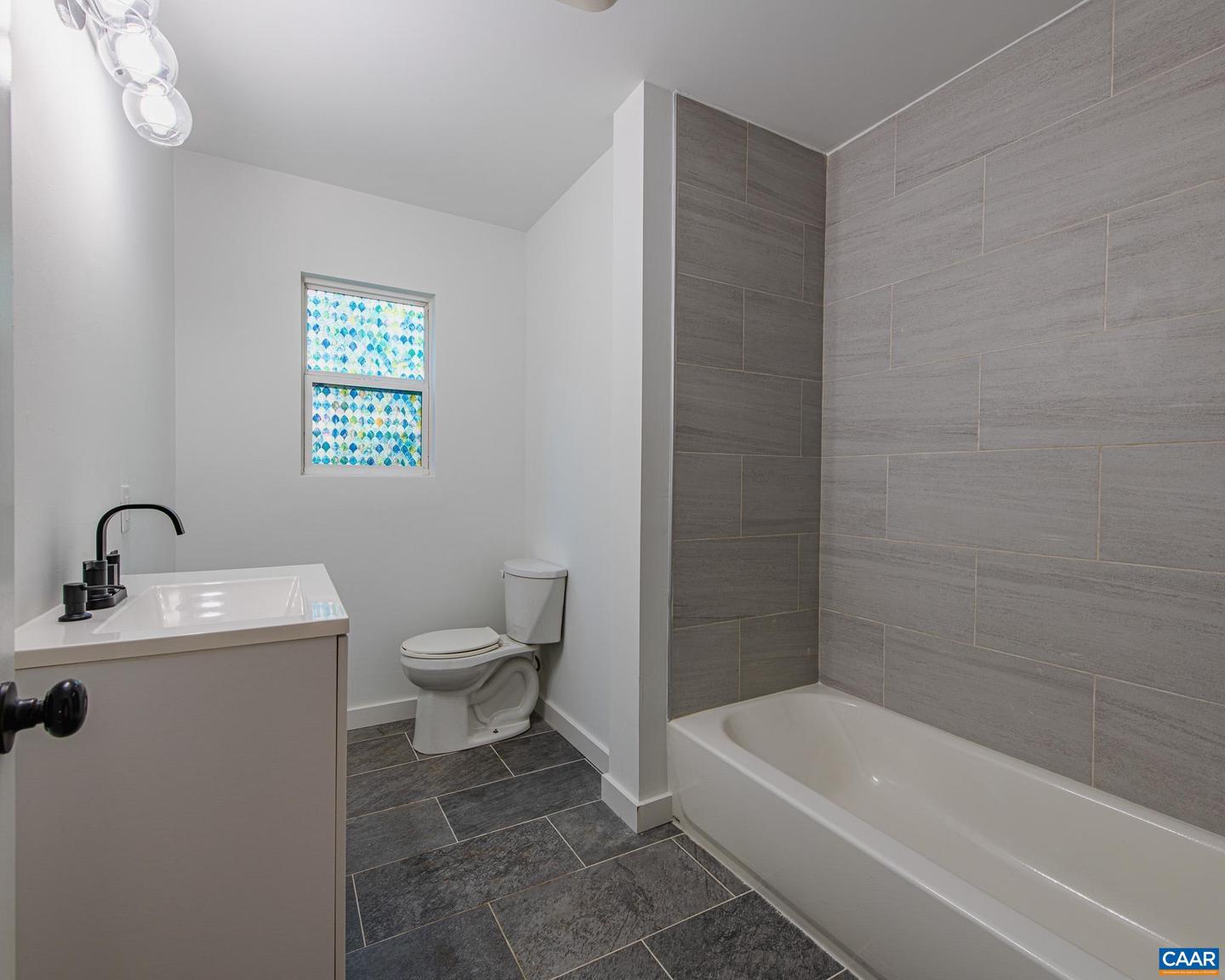 3189 JAMES RIVER RD, HOWARDSVILLE, Virginia 24562, 3 Bedrooms Bedrooms, ,1 BathroomBathrooms,Residential,For sale,3189 JAMES RIVER RD,671157 MLS # 671157 3189 JAMES RIVER RD, HOWARDSVILLE, Virginia 24562, 3 Bedrooms Bedrooms, ,1 BathroomBathrooms,Residential,For sale,3189 JAMES RIVER RD,671157 MLS # 671157