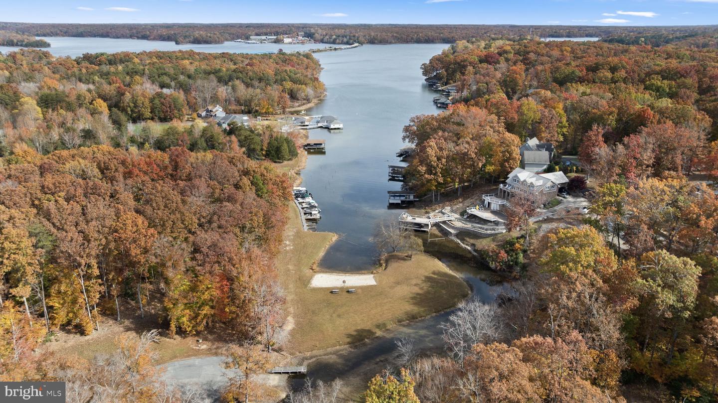 323 TURKEY TRL, MINERAL, Virginia 23117, 6 Bedrooms Bedrooms, ,4 BathroomsBathrooms,Residential,For sale,323 TURKEY TRL,VALA2008916 MLS # VALA2008916