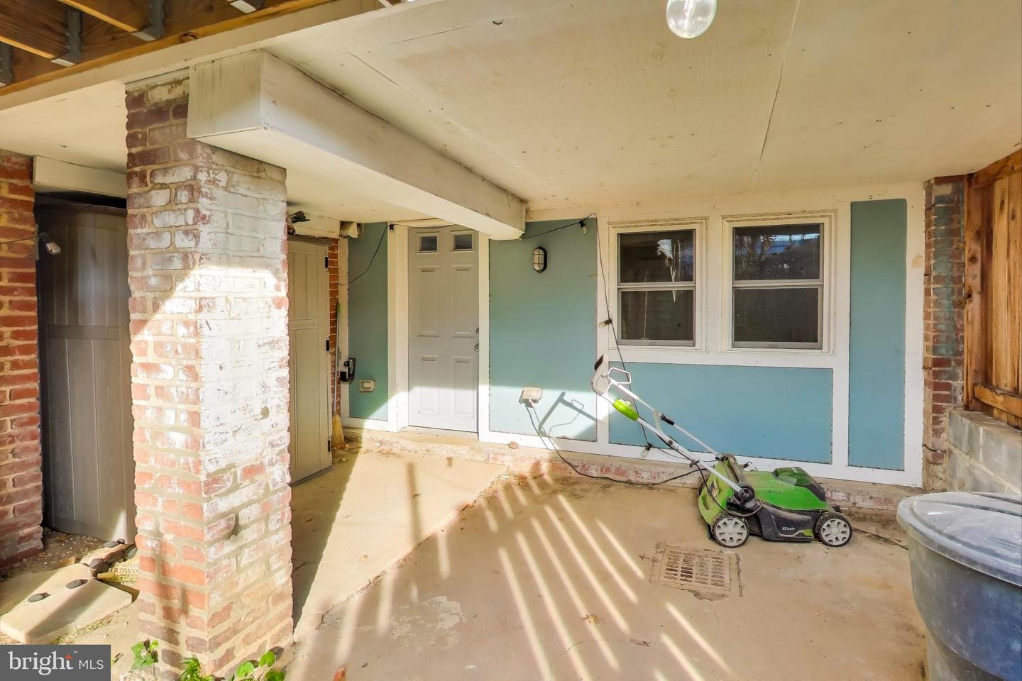 917 HAMLIN ST NE, WASHINGTON, District Of Columbia 20017, 4 Bedrooms Bedrooms, ,2 BathroomsBathrooms,Residential,For sale,917 HAMLIN ST NE,DCDC2231948 MLS # DCDC2231948 917 HAMLIN ST NE, WASHINGTON, District Of Columbia 20017, 4 Bedrooms Bedrooms, ,2 BathroomsBathrooms,Residential,For sale,917 HAMLIN ST NE,DCDC2231948 MLS # DCDC2231948