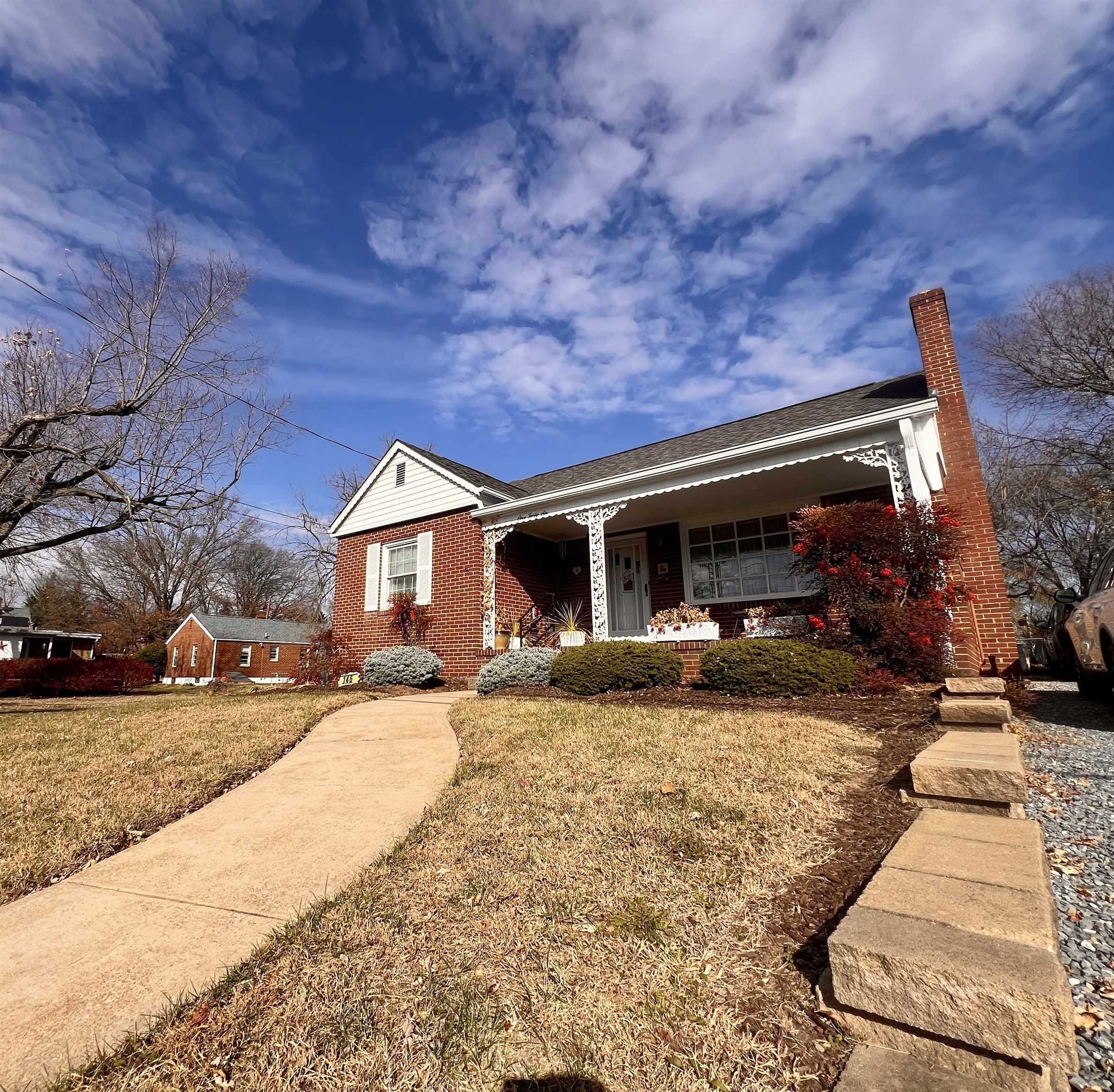 146 MARYLAND AVE, HARRISONBURG, Virginia 22801, 4 Bedrooms Bedrooms, ,2 BathroomsBathrooms,Residential,146 MARYLAND AVE,671165 MLS # 671165 146 MARYLAND AVE, HARRISONBURG, Virginia 22801, 4 Bedrooms Bedrooms, ,2 BathroomsBathrooms,Residential,146 MARYLAND AVE,671165 MLS # 671165