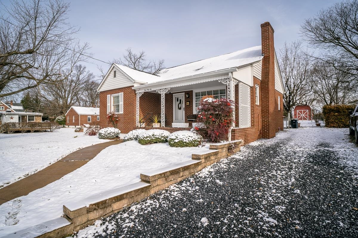 146 MARYLAND AVE, HARRISONBURG, Virginia 22801, 4 Bedrooms Bedrooms, ,2 BathroomsBathrooms,Residential,146 MARYLAND AVE,671165 MLS # 671165