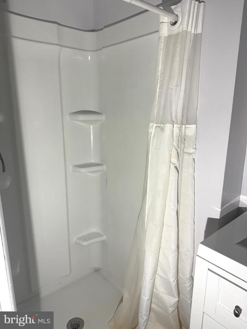 8272 GREENWICH RD, CATLETT, Virginia 20119, 3 Bedrooms Bedrooms, ,1 BathroomBathrooms,Residential,For sale,8272 GREENWICH RD,VAFQ2016996 MLS # VAFQ2016996 8272 GREENWICH RD, CATLETT, Virginia 20119, 3 Bedrooms Bedrooms, ,1 BathroomBathrooms,Residential,For sale,8272 GREENWICH RD,VAFQ2016996 MLS # VAFQ2016996