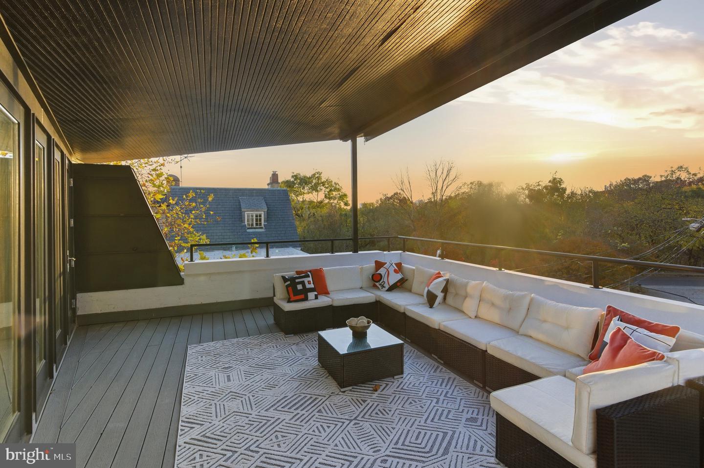 2220 Q ST NW, WASHINGTON, District Of Columbia 20008, 5 Bedrooms Bedrooms, ,5 BathroomsBathrooms,Residential,For sale,2220 Q ST NW,DCDC2230476 MLS # DCDC2230476 2220 Q ST NW, WASHINGTON, District Of Columbia 20008, 5 Bedrooms Bedrooms, ,5 BathroomsBathrooms,Residential,For sale,2220 Q ST NW,DCDC2230476 MLS # DCDC2230476