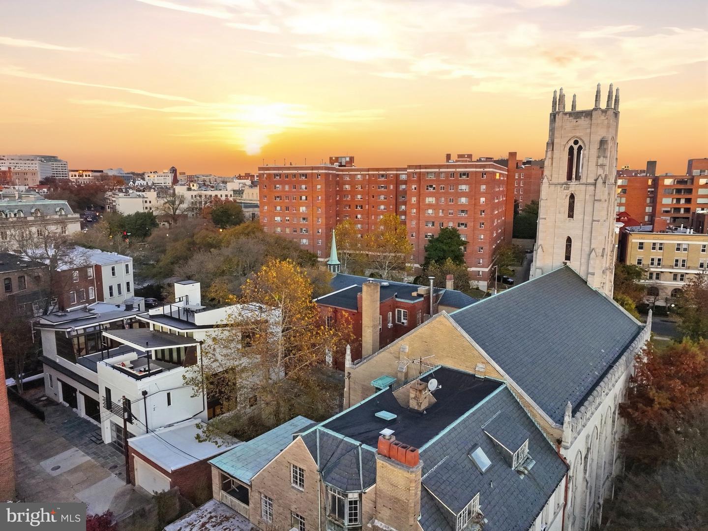 2220 Q ST NW, WASHINGTON, District Of Columbia 20008, 5 Bedrooms Bedrooms, ,5 BathroomsBathrooms,Residential,For sale,2220 Q ST NW,DCDC2230476 MLS # DCDC2230476 2220 Q ST NW, WASHINGTON, District Of Columbia 20008, 5 Bedrooms Bedrooms, ,5 BathroomsBathrooms,Residential,For sale,2220 Q ST NW,DCDC2230476 MLS # DCDC2230476