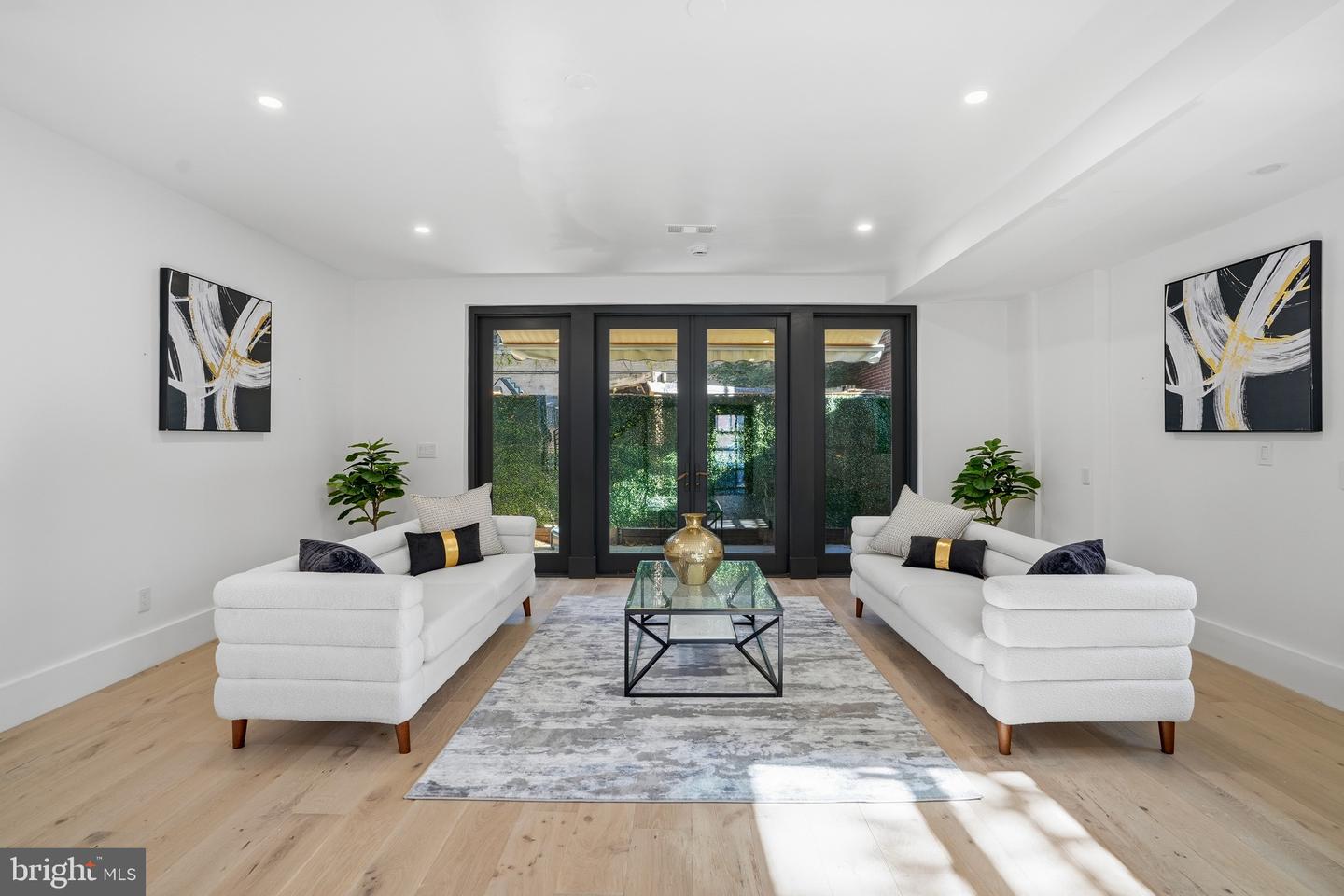 2220 Q ST NW, WASHINGTON, District Of Columbia 20008, 5 Bedrooms Bedrooms, ,5 BathroomsBathrooms,Residential,For sale,2220 Q ST NW,DCDC2230476 MLS # DCDC2230476 2220 Q ST NW, WASHINGTON, District Of Columbia 20008, 5 Bedrooms Bedrooms, ,5 BathroomsBathrooms,Residential,For sale,2220 Q ST NW,DCDC2230476 MLS # DCDC2230476