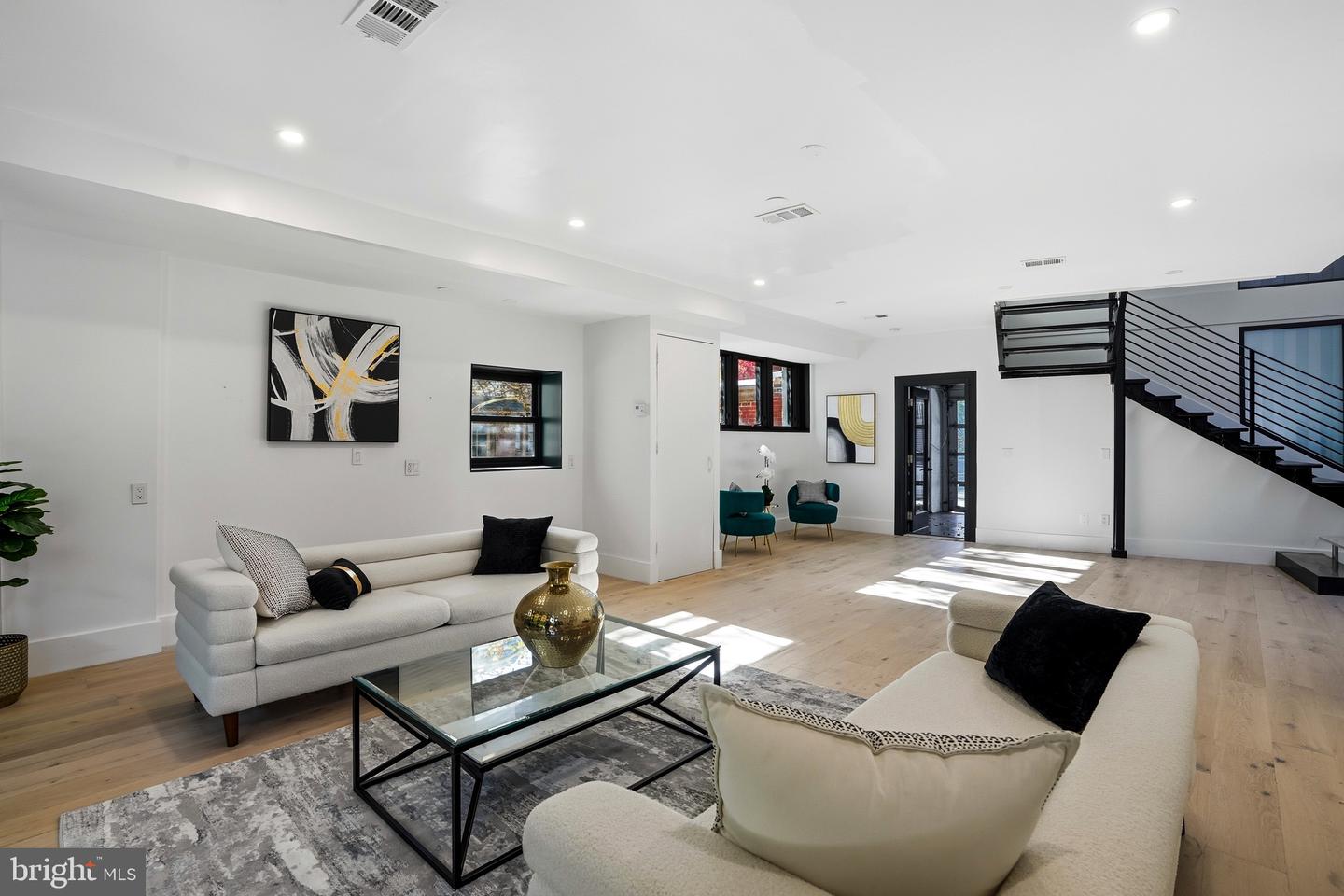 2220 Q ST NW, WASHINGTON, District Of Columbia 20008, 5 Bedrooms Bedrooms, ,5 BathroomsBathrooms,Residential,For sale,2220 Q ST NW,DCDC2230476 MLS # DCDC2230476 2220 Q ST NW, WASHINGTON, District Of Columbia 20008, 5 Bedrooms Bedrooms, ,5 BathroomsBathrooms,Residential,For sale,2220 Q ST NW,DCDC2230476 MLS # DCDC2230476