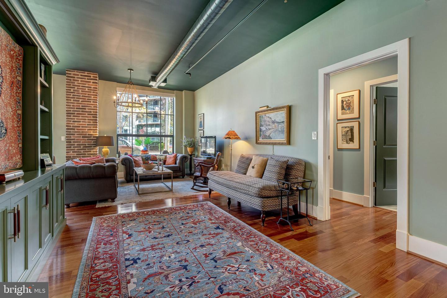 1600 CLARENDON BLVD #W108, ARLINGTON, Virginia 22209, 2 Bedrooms Bedrooms, ,2 BathroomsBathrooms,Residential,For sale,1600 CLARENDON BLVD #W108,VAAR2065896 MLS # VAAR2065896