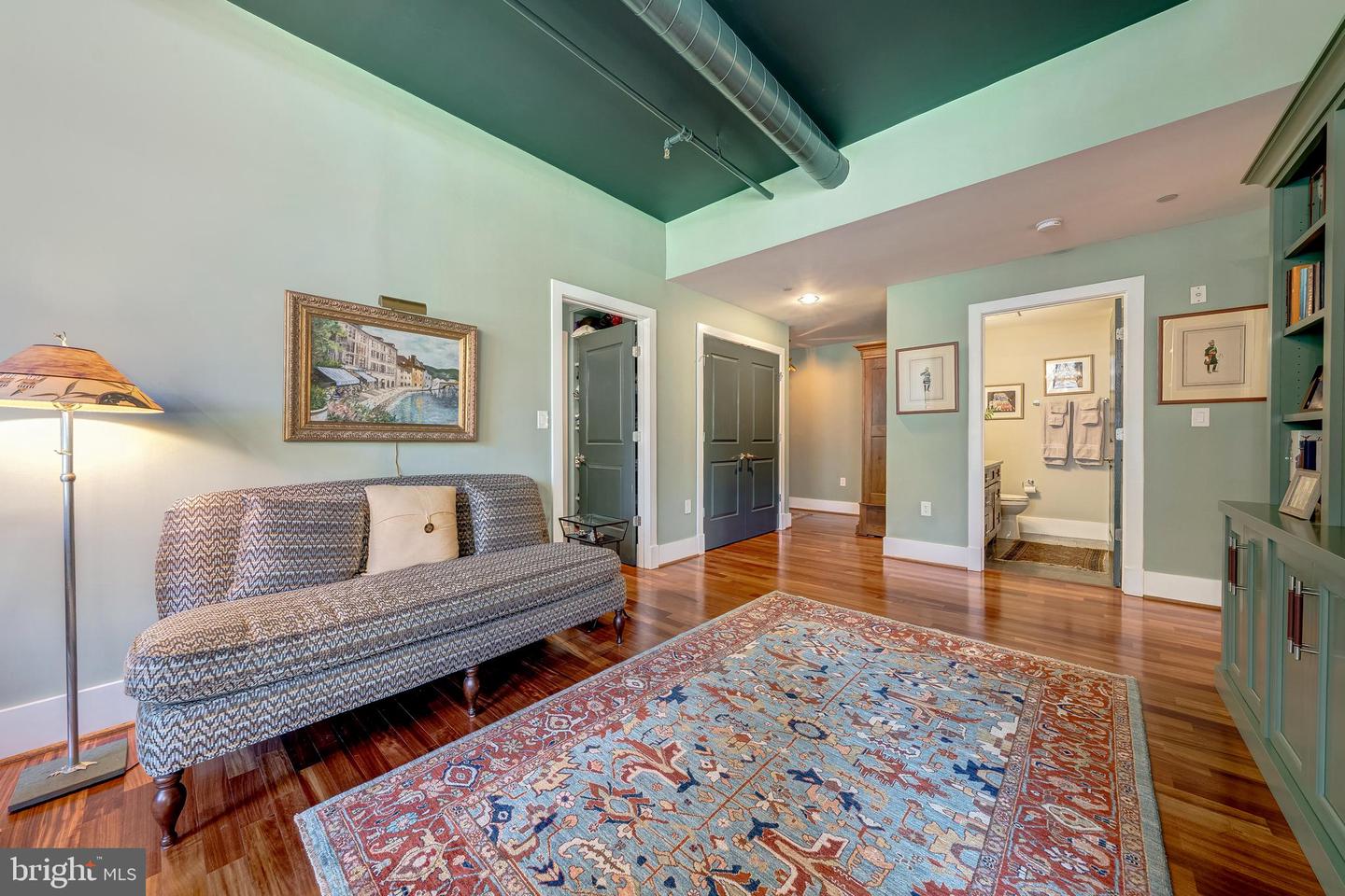 1600 CLARENDON BLVD #W108, ARLINGTON, Virginia 22209, 2 Bedrooms Bedrooms, ,2 BathroomsBathrooms,Residential,For sale,1600 CLARENDON BLVD #W108,VAAR2065896 MLS # VAAR2065896