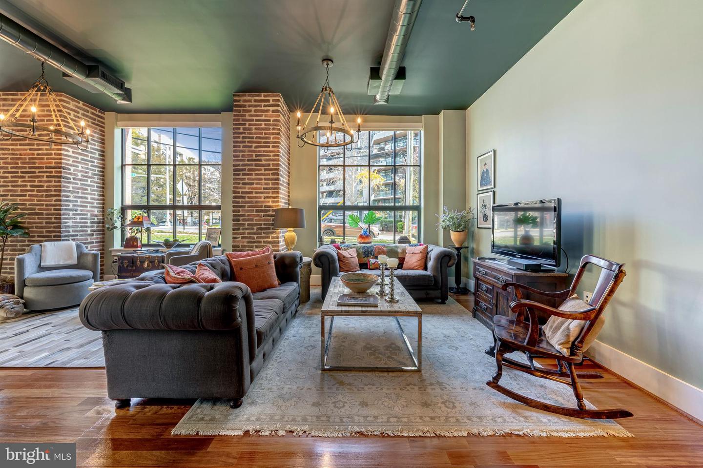 1600 CLARENDON BLVD #W108, ARLINGTON, Virginia 22209, 2 Bedrooms Bedrooms, ,2 BathroomsBathrooms,Residential,For sale,1600 CLARENDON BLVD #W108,VAAR2065896 MLS # VAAR2065896