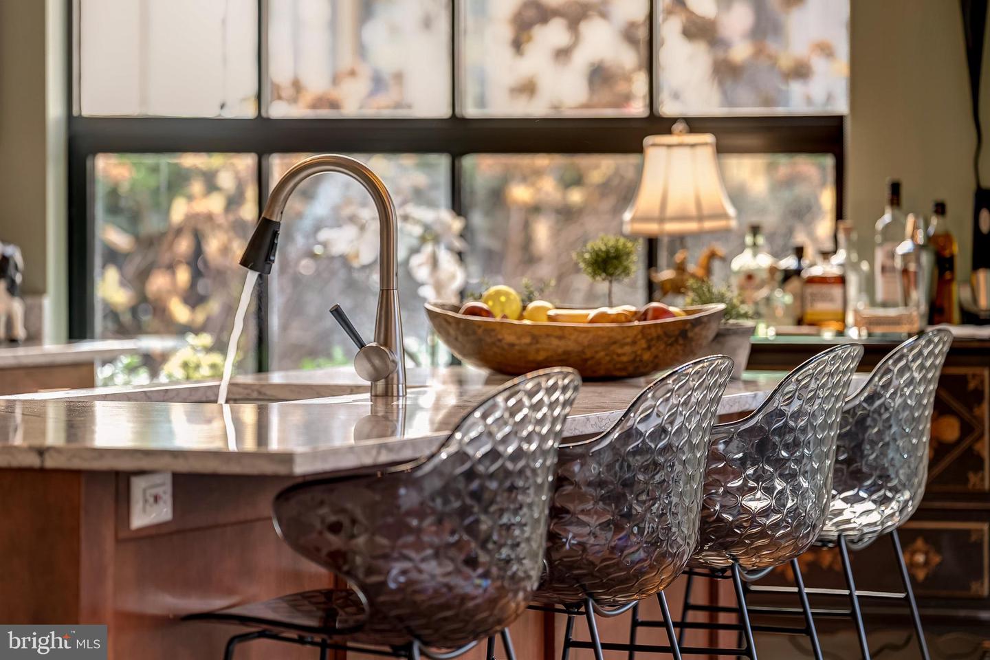 1600 CLARENDON BLVD #W108, ARLINGTON, Virginia 22209, 2 Bedrooms Bedrooms, ,2 BathroomsBathrooms,Residential,For sale,1600 CLARENDON BLVD #W108,VAAR2065896 MLS # VAAR2065896