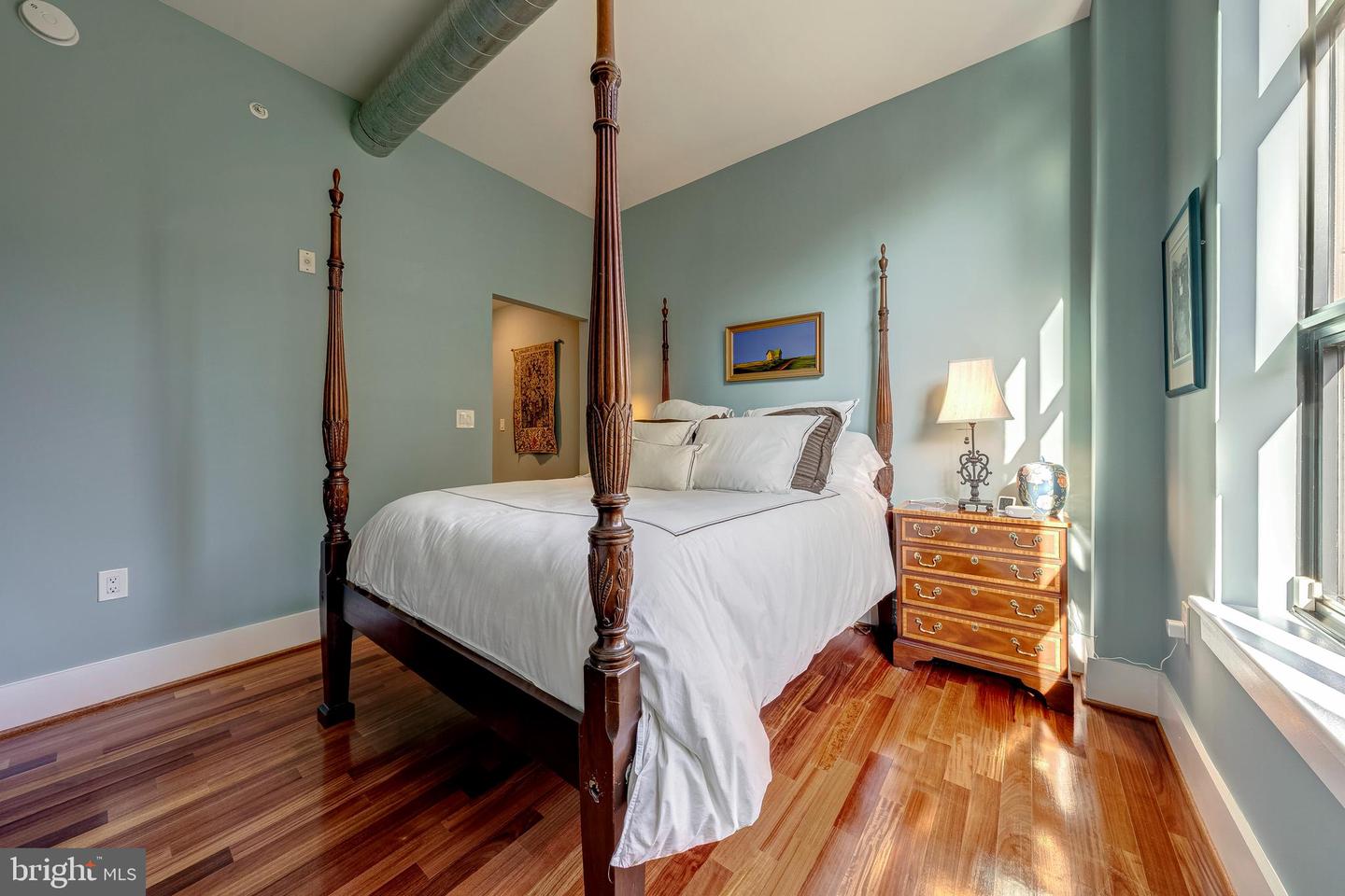 1600 CLARENDON BLVD #W108, ARLINGTON, Virginia 22209, 2 Bedrooms Bedrooms, ,2 BathroomsBathrooms,Residential,For sale,1600 CLARENDON BLVD #W108,VAAR2065896 MLS # VAAR2065896