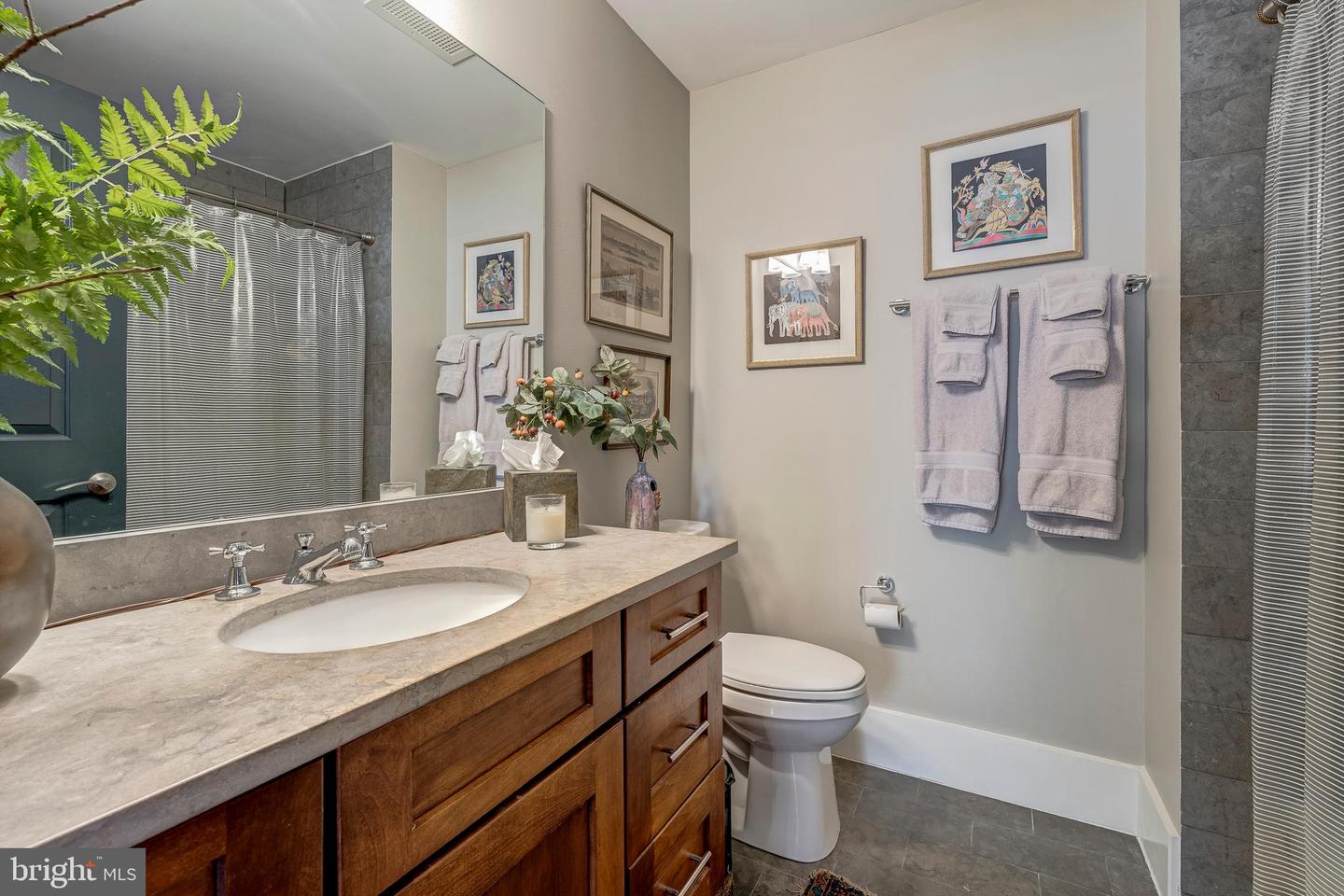 1600 CLARENDON BLVD #W108, ARLINGTON, Virginia 22209, 2 Bedrooms Bedrooms, ,2 BathroomsBathrooms,Residential,For sale,1600 CLARENDON BLVD #W108,VAAR2065896 MLS # VAAR2065896