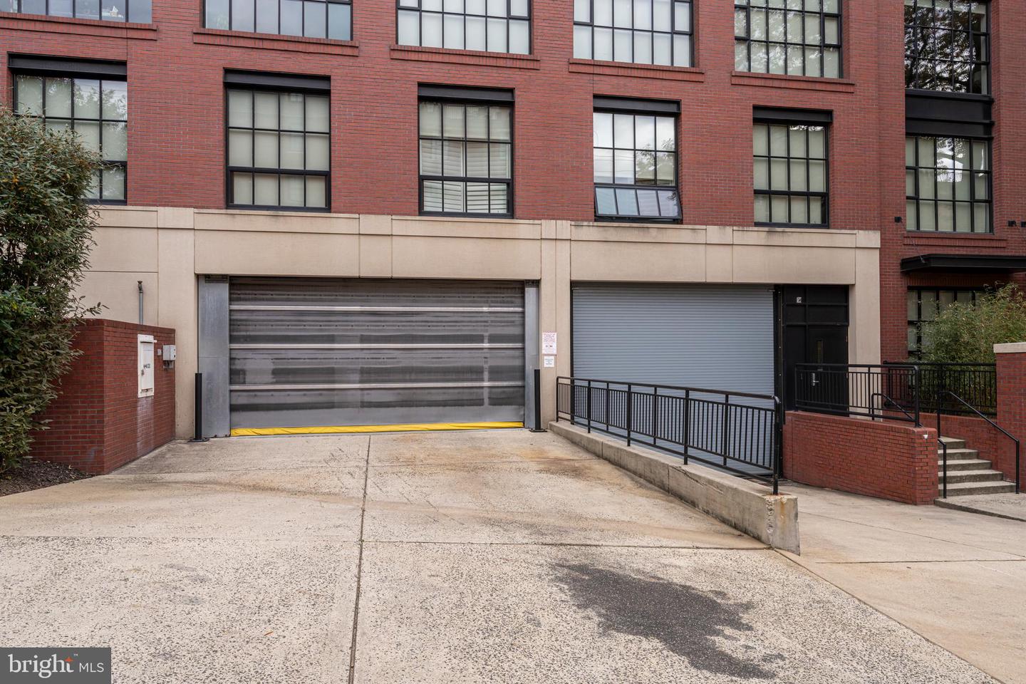 1600 CLARENDON BLVD #W108, ARLINGTON, Virginia 22209, 2 Bedrooms Bedrooms, ,2 BathroomsBathrooms,Residential,For sale,1600 CLARENDON BLVD #W108,VAAR2065896 MLS # VAAR2065896