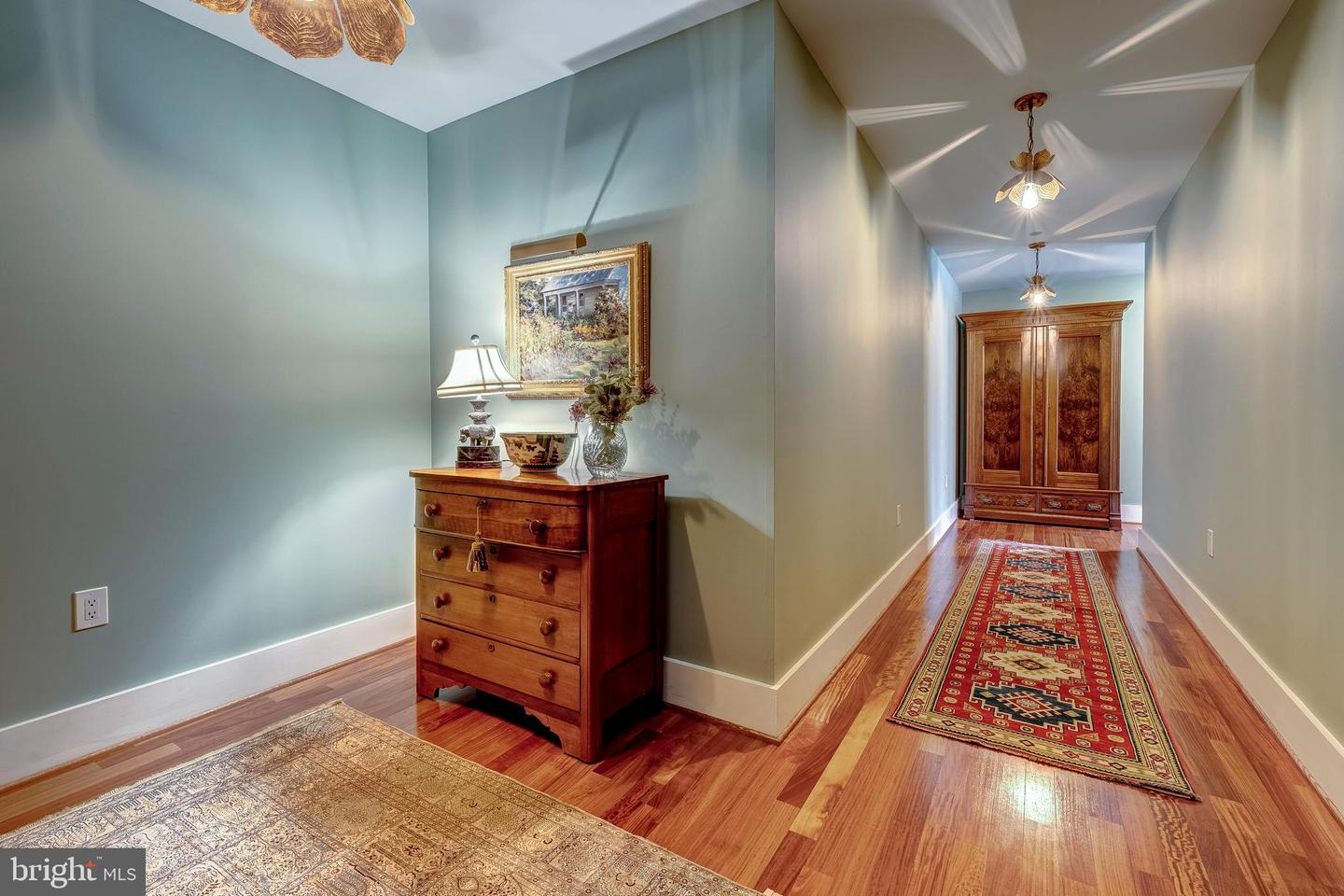 1600 CLARENDON BLVD #W108, ARLINGTON, Virginia 22209, 2 Bedrooms Bedrooms, ,2 BathroomsBathrooms,Residential,For sale,1600 CLARENDON BLVD #W108,VAAR2065896 MLS # VAAR2065896