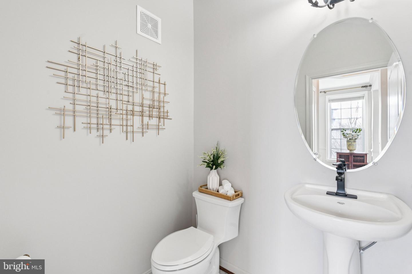 19301 DIAMOND LAKE DR, LEESBURG, Virginia 20176, 3 Bedrooms Bedrooms, ,2 BathroomsBathrooms,Residential,For sale,19301 DIAMOND LAKE DR,VALO2110872 MLS # VALO2110872 19301 DIAMOND LAKE DR, LEESBURG, Virginia 20176, 3 Bedrooms Bedrooms, ,2 BathroomsBathrooms,Residential,For sale,19301 DIAMOND LAKE DR,VALO2110872 MLS # VALO2110872