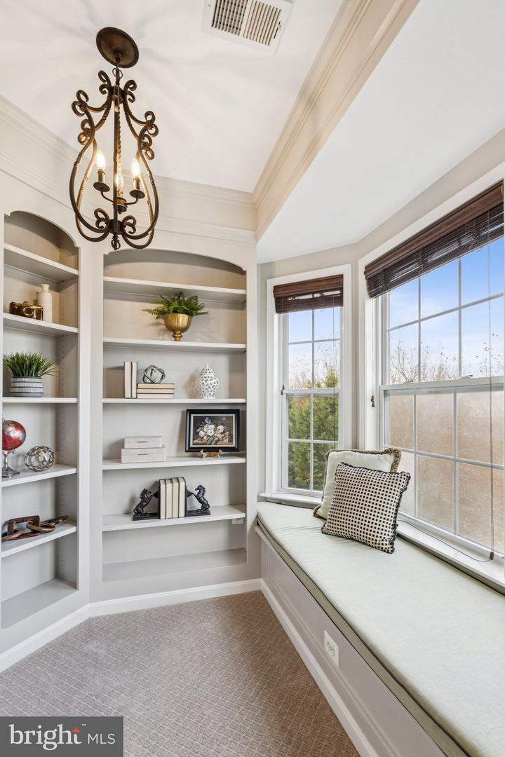 19301 DIAMOND LAKE DR, LEESBURG, Virginia 20176, 3 Bedrooms Bedrooms, ,2 BathroomsBathrooms,Residential,For sale,19301 DIAMOND LAKE DR,VALO2110872 MLS # VALO2110872 19301 DIAMOND LAKE DR, LEESBURG, Virginia 20176, 3 Bedrooms Bedrooms, ,2 BathroomsBathrooms,Residential,For sale,19301 DIAMOND LAKE DR,VALO2110872 MLS # VALO2110872