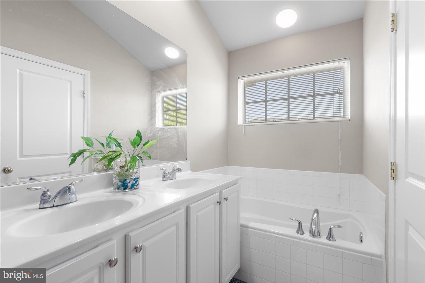 12100 BREVARD PARK CT, BRISTOW, Virginia 20136, 3 Bedrooms Bedrooms, ,2 BathroomsBathrooms,Residential,For sale,12100 BREVARD PARK CT,VAPW2107672 MLS # VAPW2107672 12100 BREVARD PARK CT, BRISTOW, Virginia 20136, 3 Bedrooms Bedrooms, ,2 BathroomsBathrooms,Residential,For sale,12100 BREVARD PARK CT,VAPW2107672 MLS # VAPW2107672