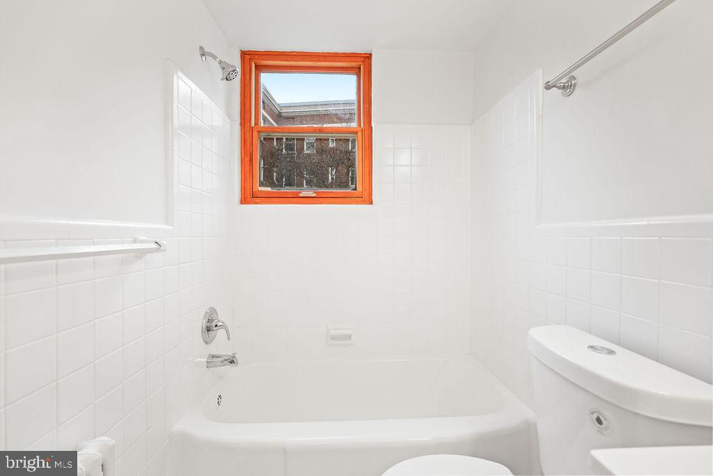 3025 ONTARIO RD NW #203, WASHINGTON, District Of Columbia 20009, 1 Bedroom Bedrooms, ,1 BathroomBathrooms,Residential,For sale,3025 ONTARIO RD NW #203,DCDC2231942 MLS # DCDC2231942 3025 ONTARIO RD NW #203, WASHINGTON, District Of Columbia 20009, 1 Bedroom Bedrooms, ,1 BathroomBathrooms,Residential,For sale,3025 ONTARIO RD NW #203,DCDC2231942 MLS # DCDC2231942