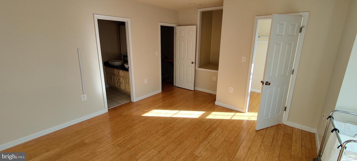 5030 B ST SE, WASHINGTON, District Of Columbia 20019, 4 Bedrooms Bedrooms, ,3 BathroomsBathrooms,Residential,For sale,5030 B ST SE,DCDC2231998 MLS # DCDC2231998 5030 B ST SE, WASHINGTON, District Of Columbia 20019, 4 Bedrooms Bedrooms, ,3 BathroomsBathrooms,Residential,For sale,5030 B ST SE,DCDC2231998 MLS # DCDC2231998