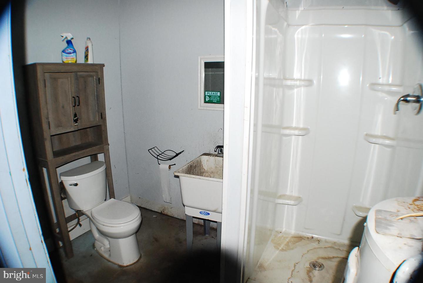 10358 STONEWALL JACKSON HWY, FRONT ROYAL, Virginia 22630, 3 Bedrooms Bedrooms, ,1 BathroomBathrooms,Residential,For sale,10358 STONEWALL JACKSON HWY,VAWR2012792 MLS # VAWR2012792