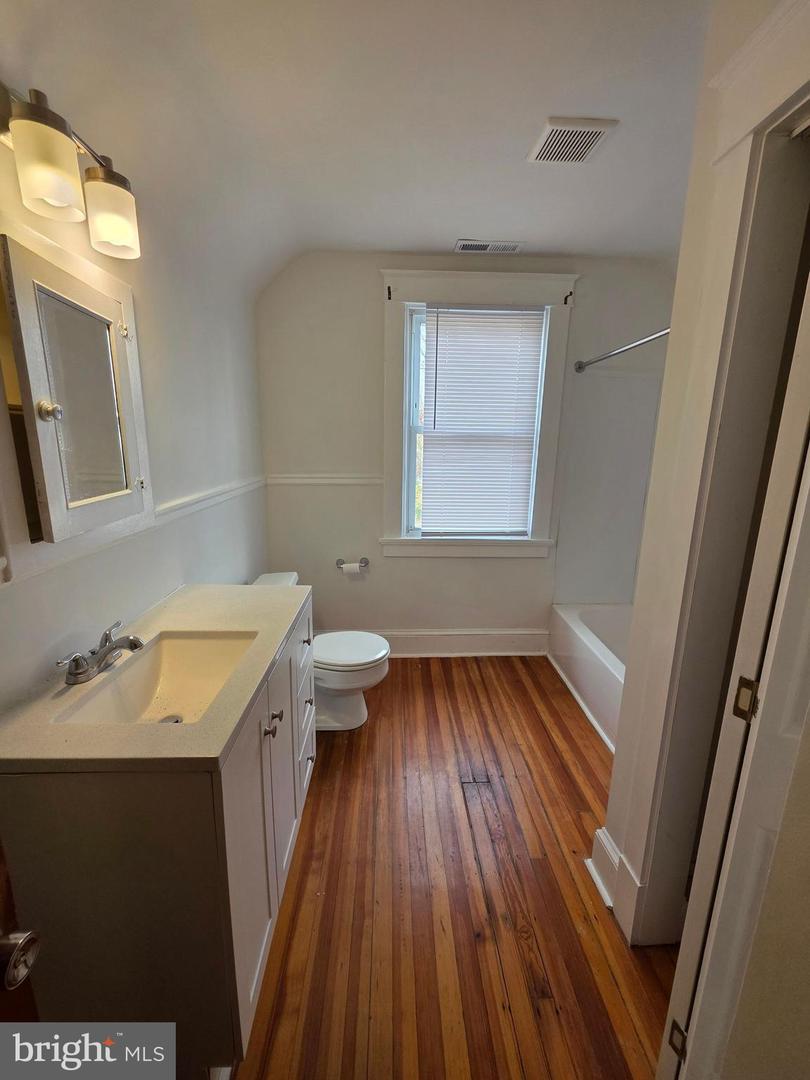 2114 RHUDY ST, RICHMOND, Virginia 23222, 3 Bedrooms Bedrooms, ,2 BathroomsBathrooms,Residential,For sale,2114 RHUDY ST,VAHN2001116 MLS # VAHN2001116 2114 RHUDY ST, RICHMOND, Virginia 23222, 3 Bedrooms Bedrooms, ,2 BathroomsBathrooms,Residential,For sale,2114 RHUDY ST,VAHN2001116 MLS # VAHN2001116